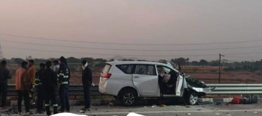 Innova car fatal accident on Samriddhi highway Three deaths