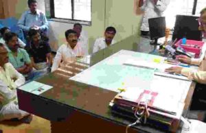Ganore Back the movement by Gandhiji on the condition of starting the work
