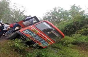 Latest News Accident sangamner kasara bus