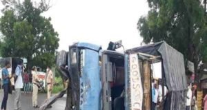 Karjat Chincholi phata Tempo and container Accident Two death