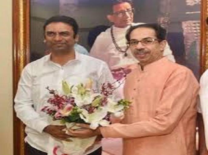Shankarrao Gadakh joins Shiv Sena