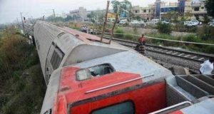 Shrigonda Twelve coaches of a train derailed