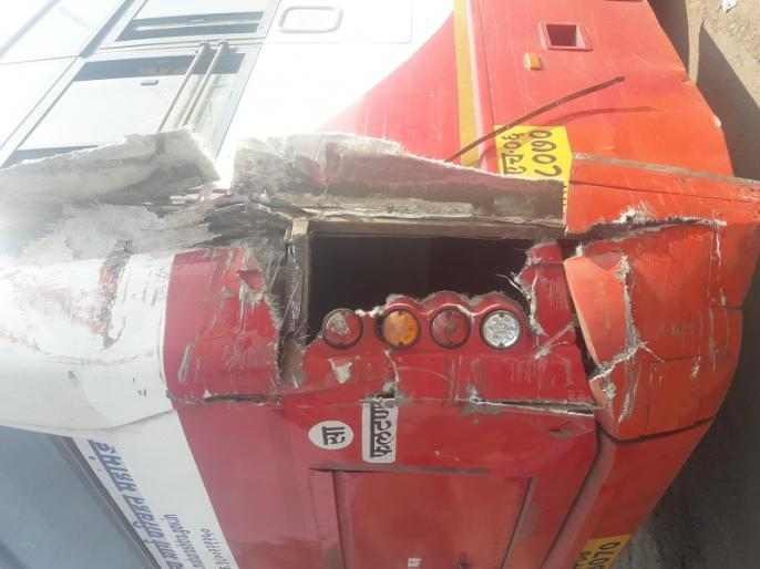 Shrigonda truck hit the bus from behind rescuing 34 passengers