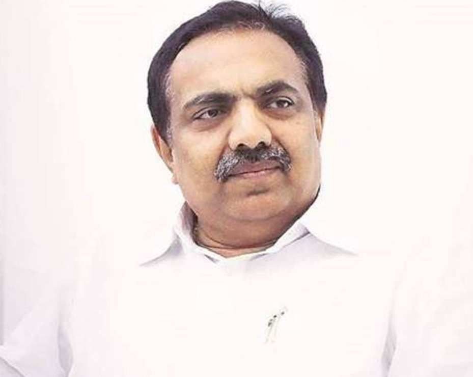 Water Resources Minister Jayant Patil infected with corona
