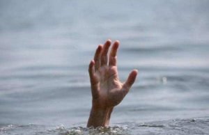 youth fell into a well and died in Sangamner taluka