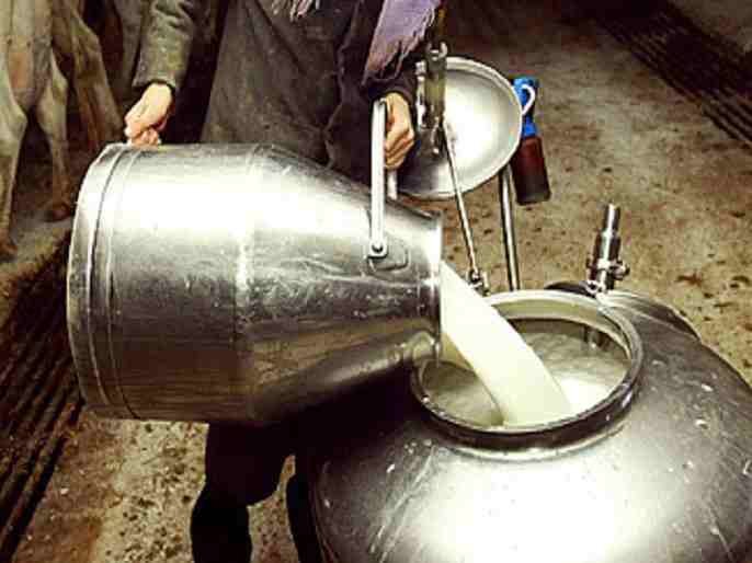 Rahuri Food and Drug Administration raids milk centers