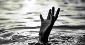 Ahmednagar News 11-year-old boy drowns in lake