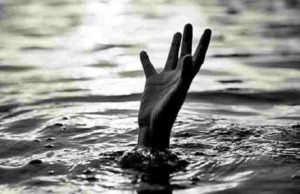 Ahmednagar News Father drowned before his eyes