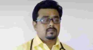 Ahmednagar News doctor committed suicide at the vaccination center