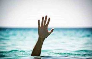 Murder of one by being pushed into flowing water from small bridges