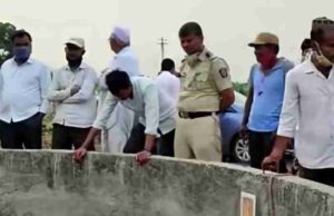 Suicide Akole taluka as a headless body was found in a well News