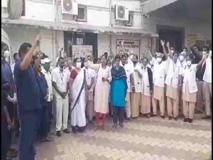 Ahmednagar Movement to stop work of nurses in district hospital