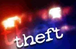 Thieves' gold jewelery and cash theft