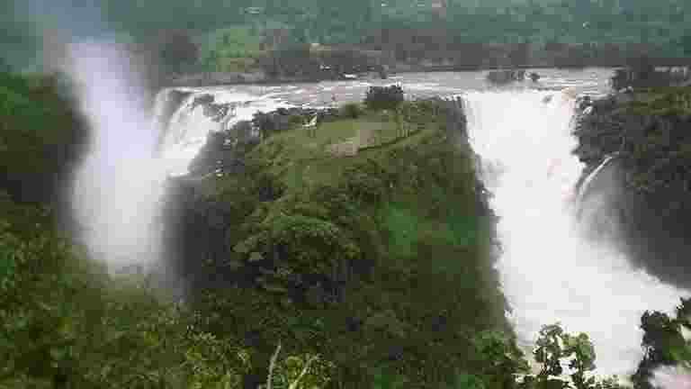 Heavy rainfall increased in the Bhandardara catchment area