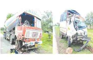 tanker and small elephant Tempo crash, killed on the spot Accident 