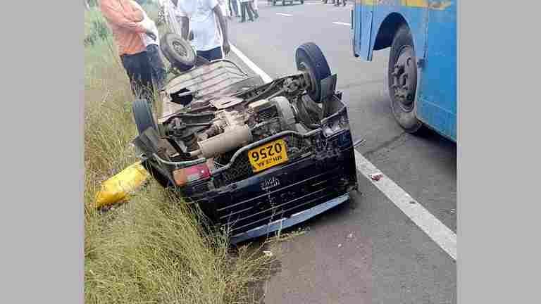 people were killed in a horrific accident involving an Appe rickshaw