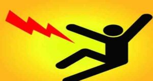 Student dies due to electricc shock