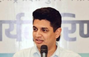 Satyajeet Tambe said about Shubhangi Patil who visited Thorat.