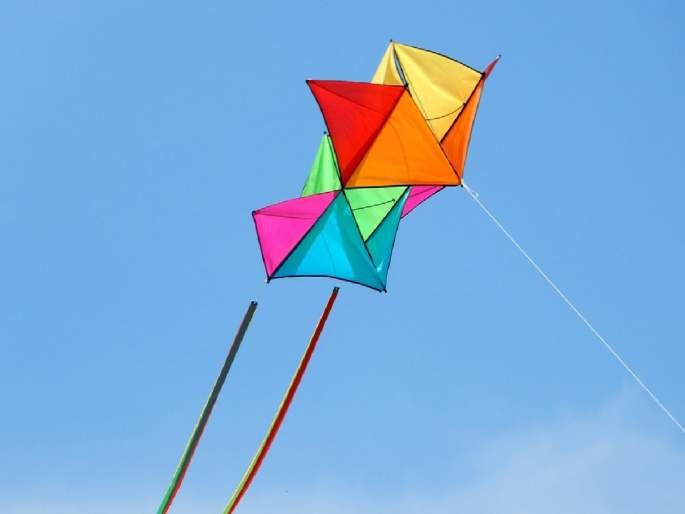 While flying a kite, he fell from the third floor and fell down