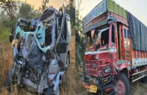 accident on Mumbai-Goa highway at Repoli, Raigad, people died