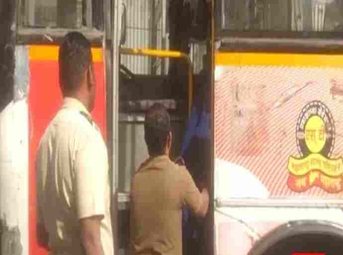Dead body found in Shivshahi bus