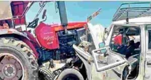 Accident as the bypass begins 6 killed in tractor-jeep collision