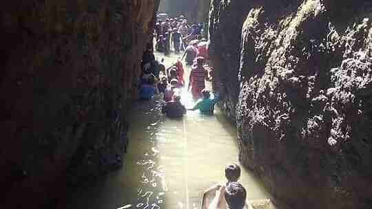 500 tourists got stuck in Sandan Valley due to heavy rain