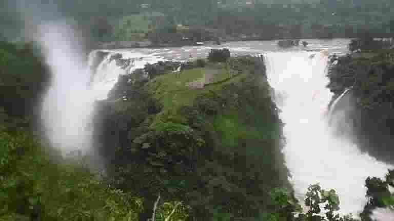 Bhandardara Update Heavy rains continue in the dam catchment area