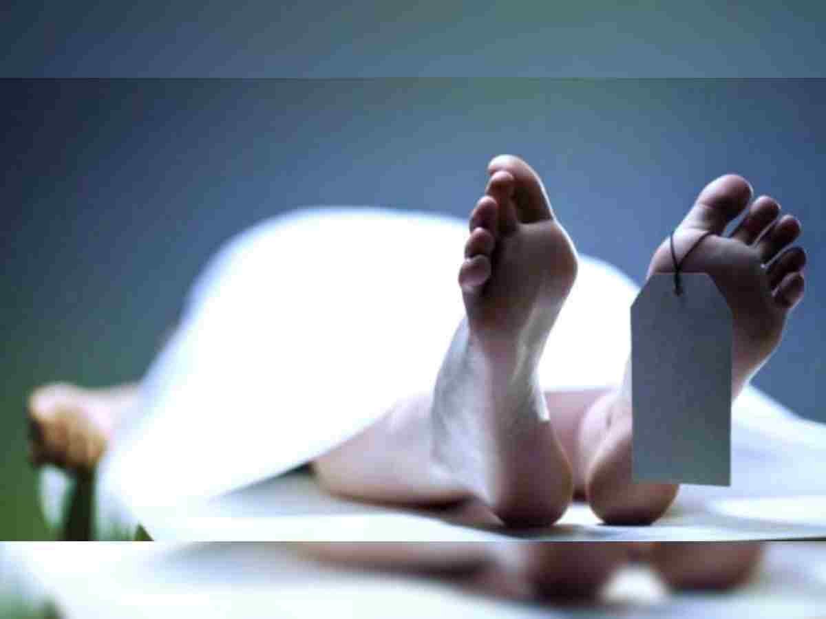 Dead Body of youth found in Godavari river