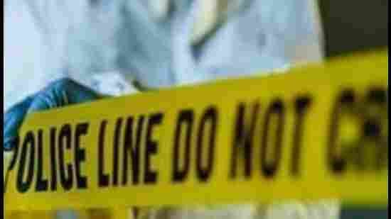 man committed suicide by hanging himself from a tree on the roadside in Sangamner city