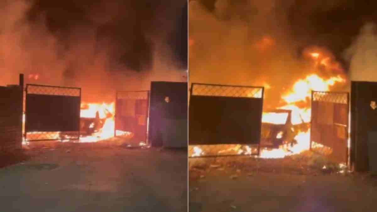 Early morning fire, massive fire at famous garage