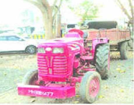 Sand tractor seized by Sangamner taluka police