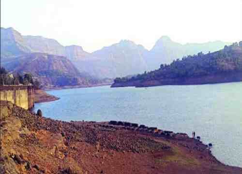Bhandardara Dam holds only such percentage of water