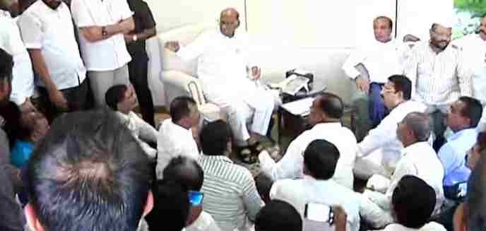 Ajit Pawar's group is in trouble, hundreds of workers join Sharad Pawar's NCP