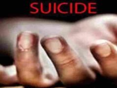 spread obscene photos viral, girl commits suicide by hanging herself