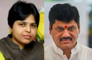 Dhananjay Munde's sin bucket is full, even now Tripti Desai aggressive.jpeg