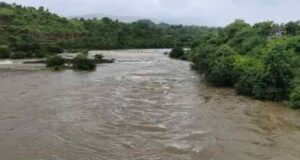Discharge from reservoir increased, river becomes dry
