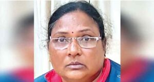 Female Police Sub-Inspector caught taking bribe of Rs. 40,000