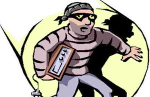 House broken into in broad daylight; two gold coins stolen