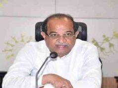 Congress leaders should repent before the statue Radhakrishna Vikhe Patil
